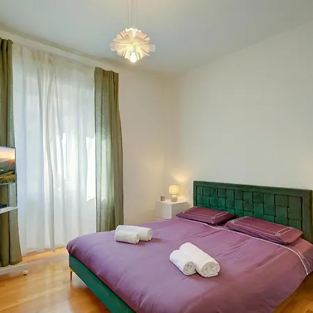 Casa Berna - Balcony With Mountain Views - Happy Apartment