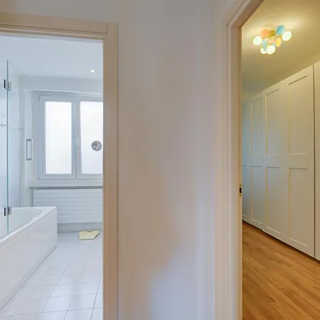 Apartamento Casa Berna - Balcony With Mountain Views - Happy Lugano